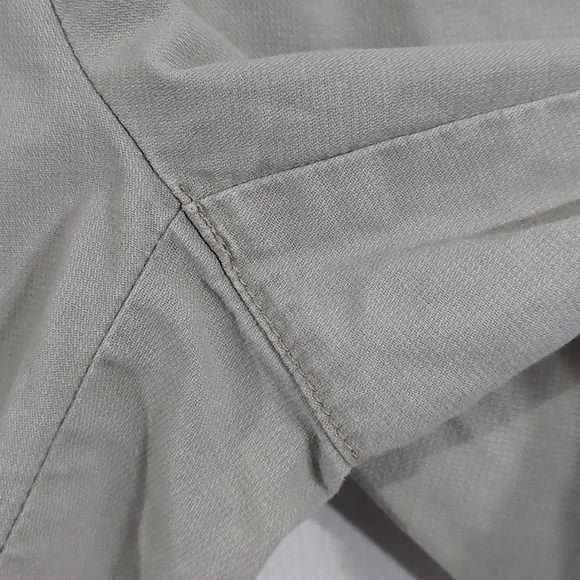 🟢 (PHIL) Calvin Klein Flat Front Cargo Shorts Size 30 - Picture 6 of 12